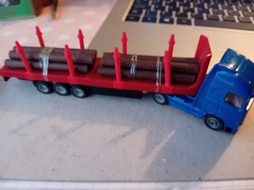 Siku volvo timber truck - volvo,