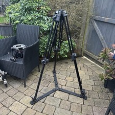 Manfrotto 520 MVB Video Tripod