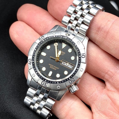 Casio 711 diver watch - casio, diver's