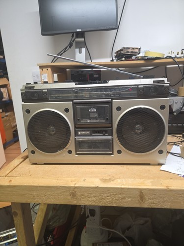 Hitachi trk 8200e mw - fm/,