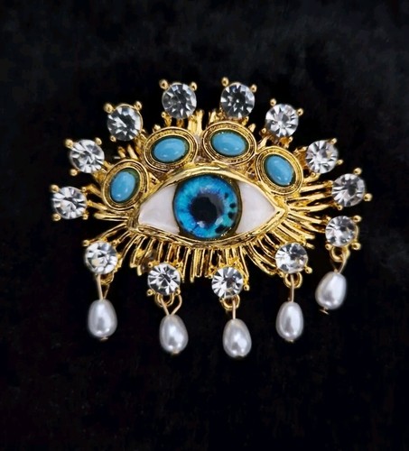 Eye brooch gold tone with - eye,