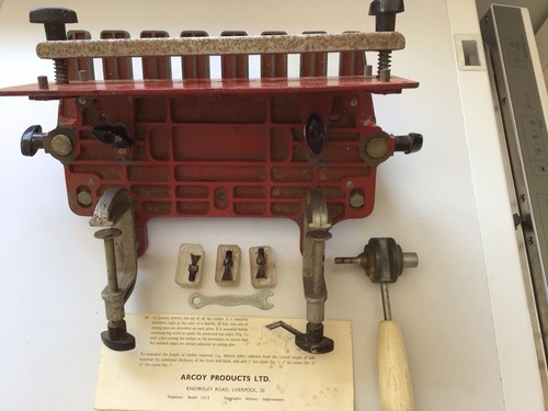 The arcoy dovetailer - dovetailer, jig