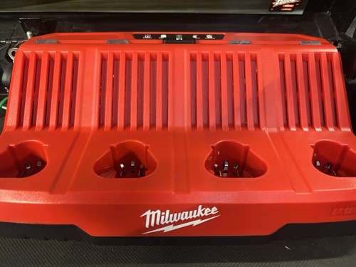 Milwaukee m12 ways - milwaukee, charger