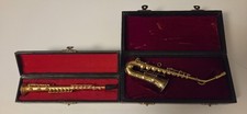 VTG NOVELTY MINATURE SAXOPHONE