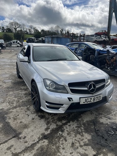 Mercedes c220 w204 - c220, amg