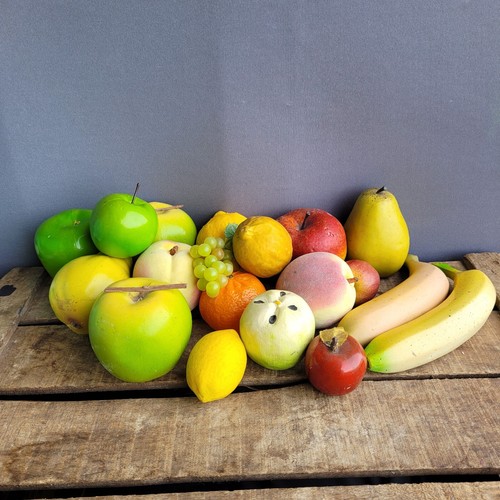 Bundle vintage plastic - bundle,