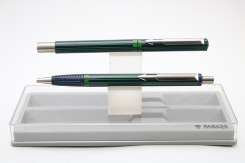 Vintage parker vector - vintage,