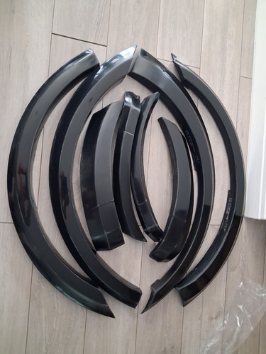 Wide wheel arches - wide,