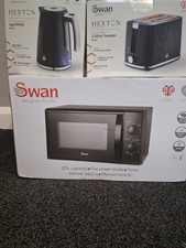 Swan Wave Black Kettle 2 Slice