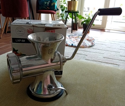 Classic hand operated - classic, meat