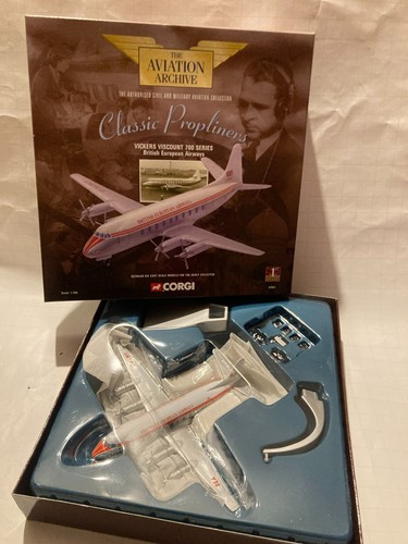 Corgi 47601 classic propliners - corgi,