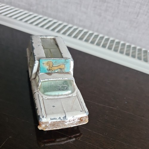 Corgi toys 486 chevrolet - toys,