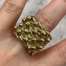 9 ct Gold Keeper Ring Yellow