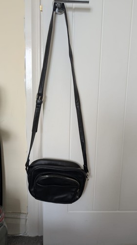 Primark black shoulder bag - primark,