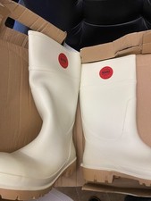 Size 14 WHITE BEKINA Boots
