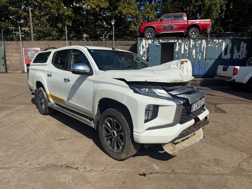 Mitsubishi l200 wheel nut - mitsubishi,