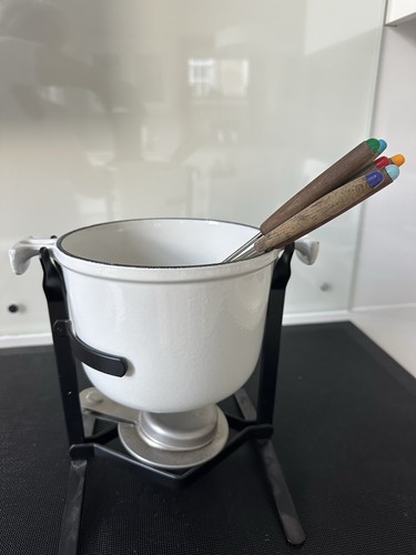 Crueset cheese fondue set - crueset,