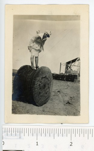 1910s photo woman standing - 1910s,