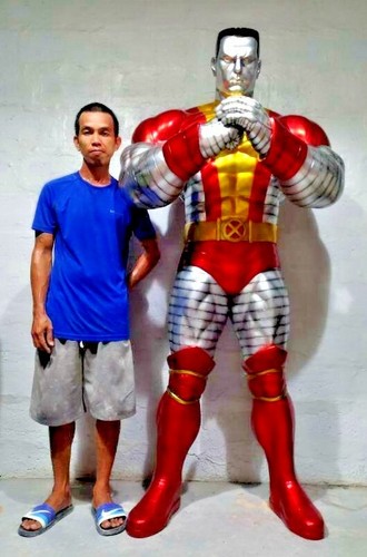 Colossus xmen life size - xmen,