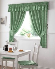 Pair of Curtains Green 46 x 54 inch Gingham Check RRP £25 2NDS RETURNS 53