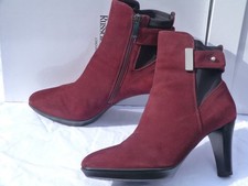 Aquatalia/Russell&Bromley/Roya