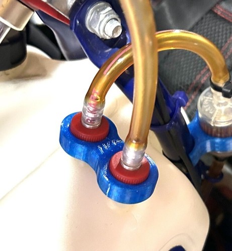 Kart fuel tank outlet clamp - kart,