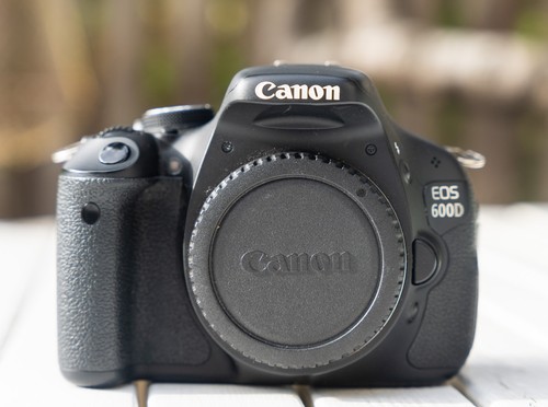 Canon eos 600d mp - canon,