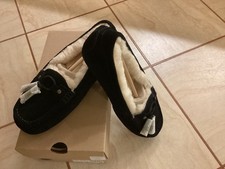 AUTHENTIC UGG LADIES NOIR