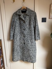 Black & White Woven Vintage