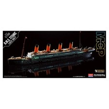 Academy RMS Titanic Model Kit
