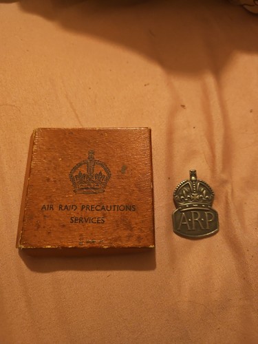 Wwii arp wardens silver - , air