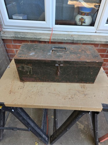 Vintage tool box metal - vintage,