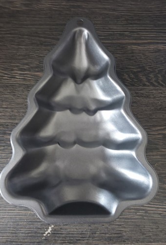 Novelty christmas tree cake - christmas,