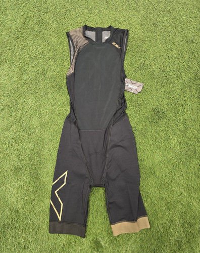2xu light speed rear - light,