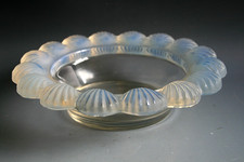 LALIQUE PORNIC OPALESCENT GLASS BOWL