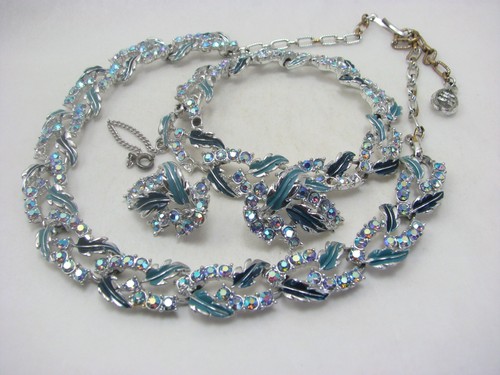 Vintage jewelcraft blue - vintage,