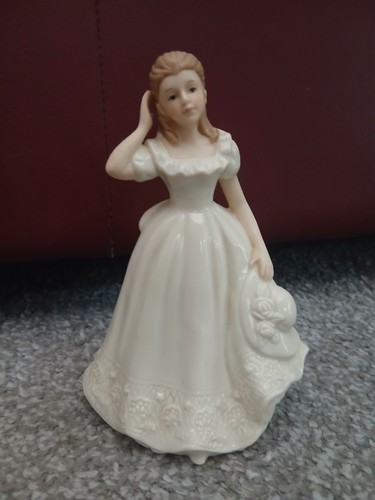 Vintage figurine english - vintage,