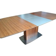 Bo Concept  Extendable dining