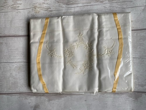 Pair dorma pillowcase white - x2,