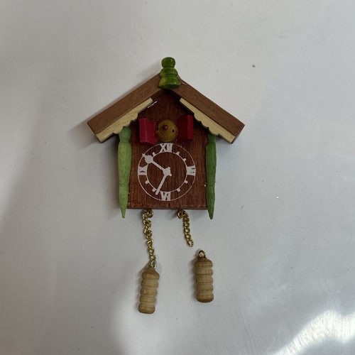 Vintage cuckoo clock wood - vintage,