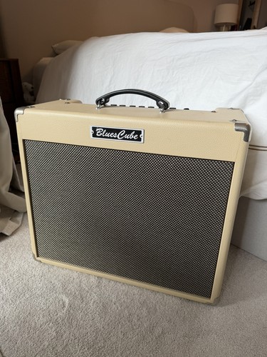 Roland blues cube stage - blues,