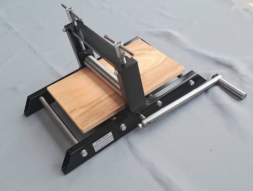 Etching lino press a4 relief - /,