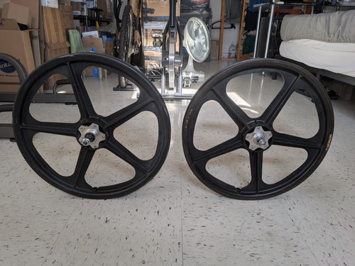 Skyway team issue graphite - team,