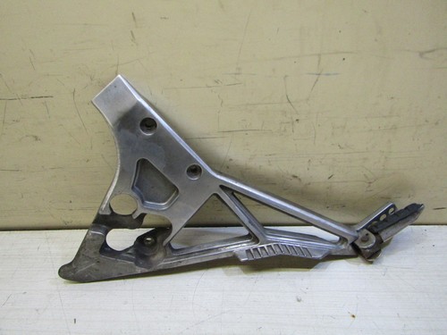 Front left turntable - front,