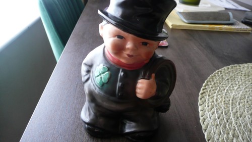Goebel sweep money box - sweep, box-west