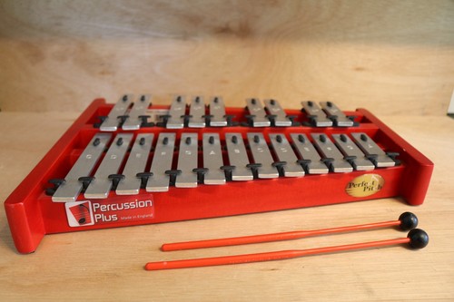 Percussion plus glockenspiel - plus,