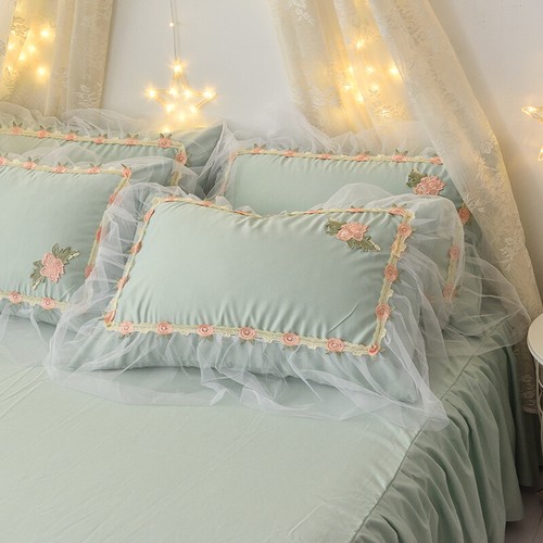 Lace ruffles pillow case - 2x,