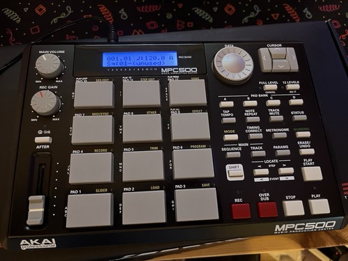 Akai professional mpc500 - professional,