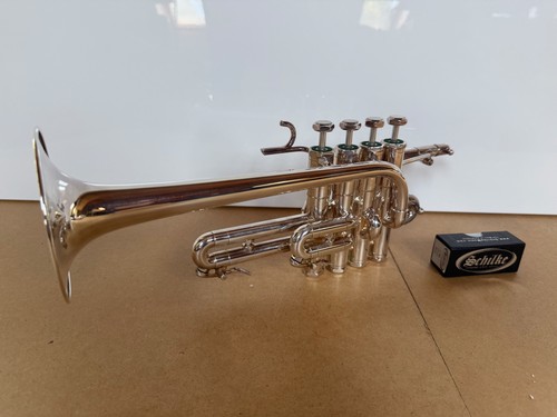 Schilke piccolo trumpet - piccolo, p5-4