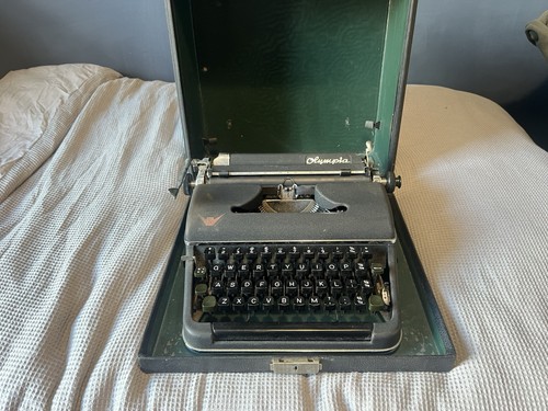 Black olympia sm2 working - sm2,